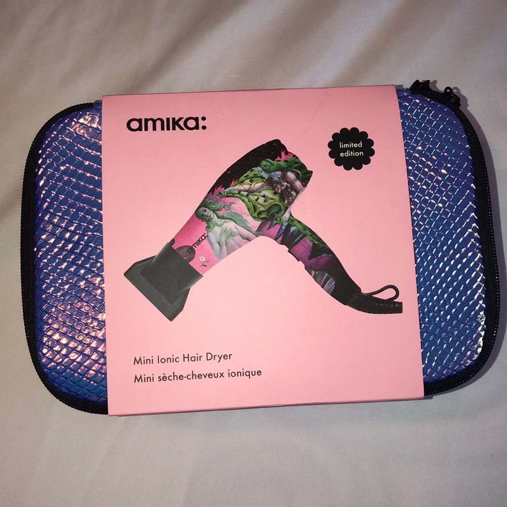 Amika hair dryer